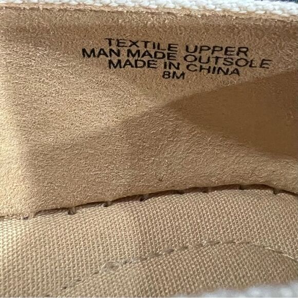 Talbots Canvas Embroidered Butterfly Slip On Shoes Size 8 - Picture 6 of 6